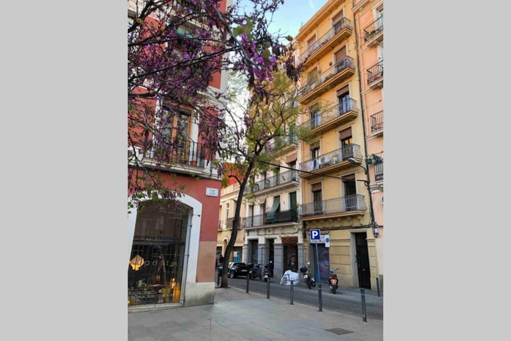 Sunny Apartment Gracia - Plaça Joanic Barcelone Extérieur photo